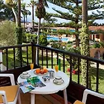 Ambassador Hotel 3*